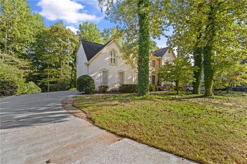 760 Woodrow Dr, Lawrenceville, GA, 30043-6802 | Card Image