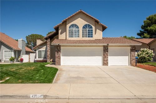 42934 Fenner Ave, Lancaster, CA, 93536 | Card Image