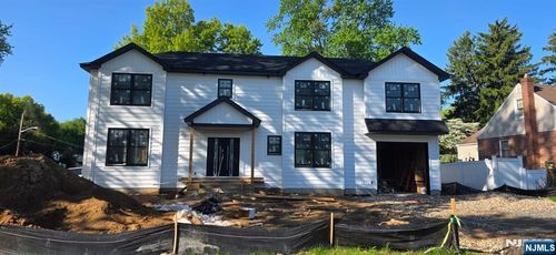329 Birchwood Rd, New Milford, NJ, 07646-2529 | Card Image
