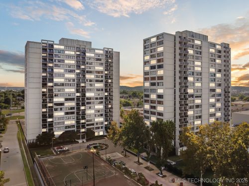 apt-523-410 7th St, Tulsa, OK, 74119-1052 | Card Image