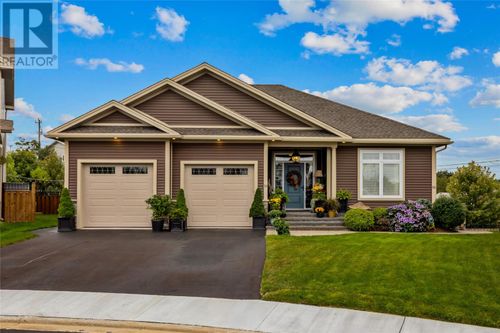 16 Little Bell Pl, Home with 4 bedrooms, 5 bathrooms and null parking in Conception Bay South NL | Card Image