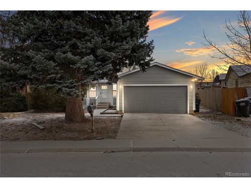 3584 S Olathe Way, Aurora, CO, 80013-2847 | Card Image