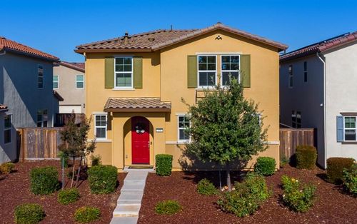 130 Bywell Bridge Cir, Sacramento, CA, 95823-7580 | Card Image