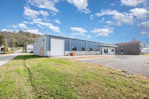 330 N Front St, Ripley, OH, 45167-1016 | Card Image