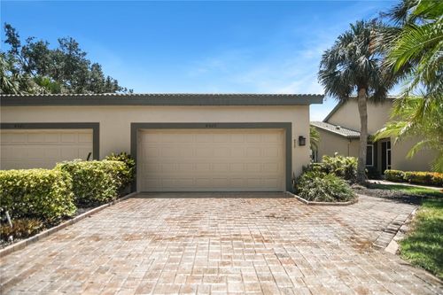 8525 54th Avenue Cir E, BRADENTON, FL, 34211-3738 | Card Image