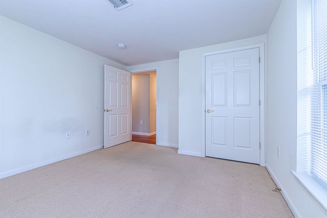 APT-4B - 5 Crosswoods Path Blvd, Condo with 2 bedrooms, 1 bathrooms and null parking in Merrimack NH | Image 13