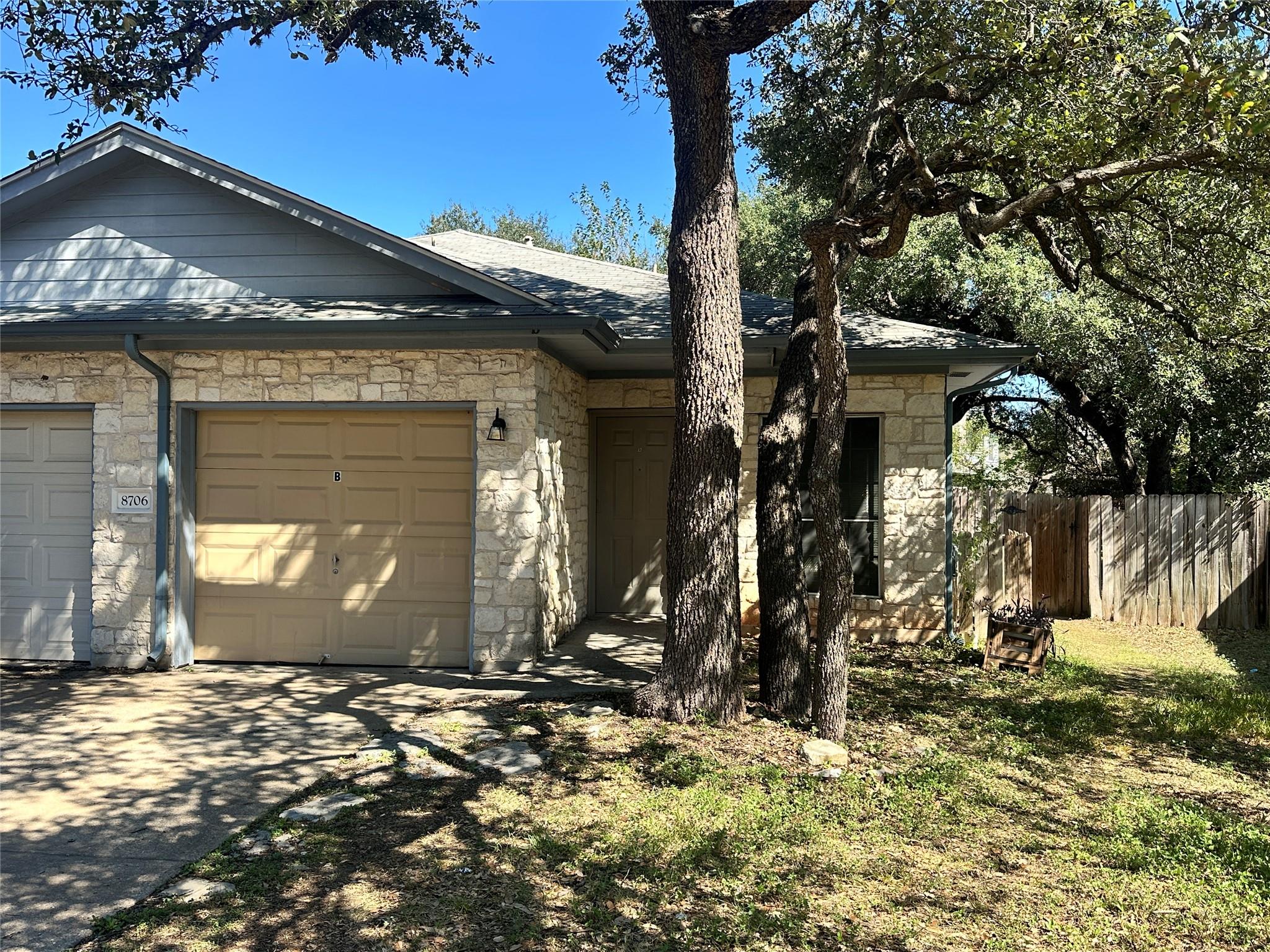 Residential Lease in Austin 5