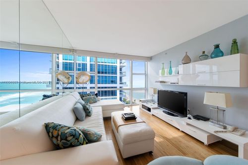 1209-6801 Collins Ave, Miami Beach, FL, 33141-3243 | Card Image