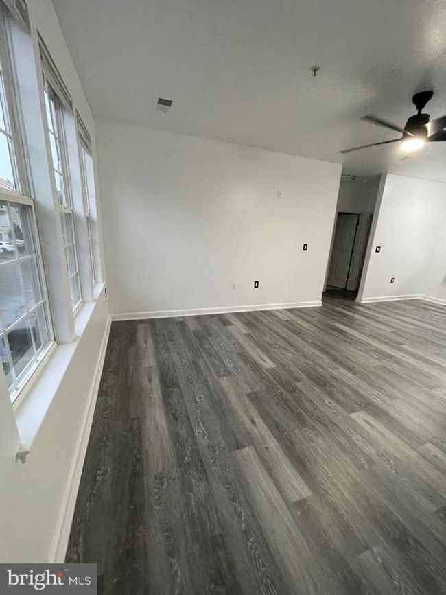 UNIT-202 - 42480 Rockrose Sq, Condo with 3 bedrooms, 2 bathrooms and null parking in BRAMBLETON VA | Image 22