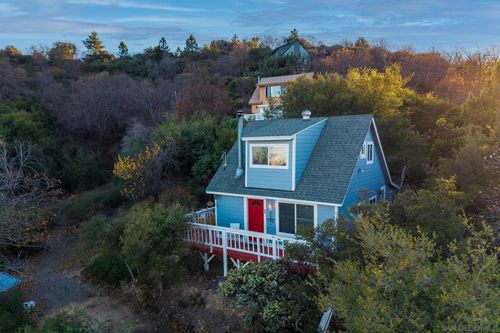 1065 Kenison Dr, Julian, CA, 92036 | Card Image