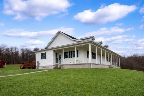 360 Conneaut Lake Rd, Greenville, PA, 16125-9410 | Card Image