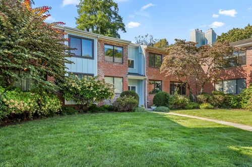 61-61 Hills Ln, Westport, CT, 06880-2907 | Card Image