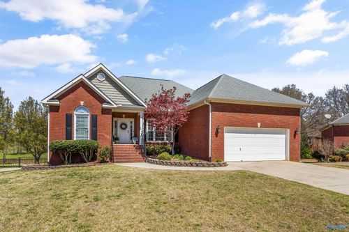 102 Thoroughbred Trl, Madison, AL, 35758-6238 | Card Image