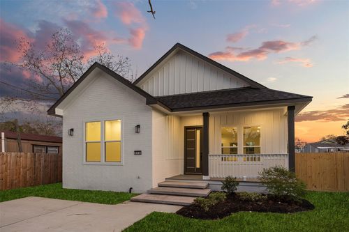 615 Lettie St, Richmond, TX, 77469-2815 | Card Image