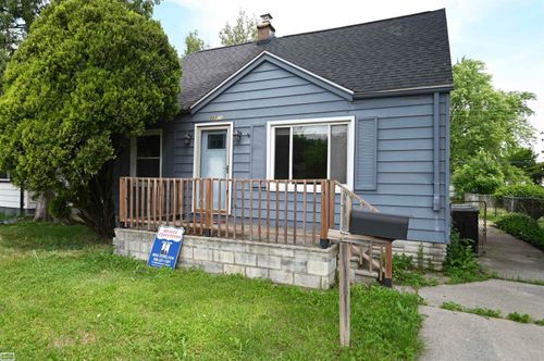 18755 Hazelwood St, Roseville, MI, 48066-2903 | Card Image