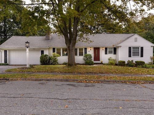 35 Vista Dr, Shrewsbury, MA, 01545 | Card Image