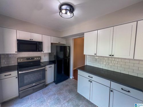 2417-2417 Eagle Ct, VESTAVIA HILLS, AL, 35216-5303 | Card Image