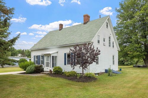 454 Island Pond Rd, Manchester, NH, 03109-4812 | Card Image