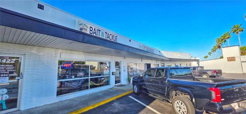 5418 Main St, NEW PORT RICHEY, FL, 34652-2503 | Card Image