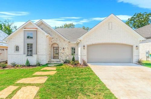 15103 Matterhorn Loop, Maumelle, AR, 72113-5964 | Card Image