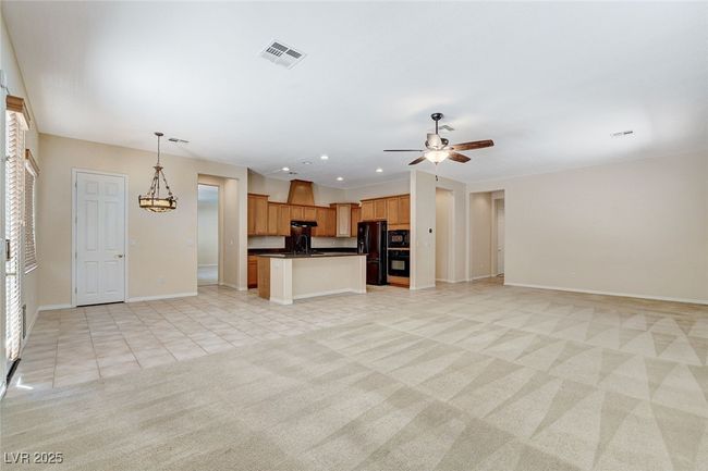7504 Via Sistina St, House other with 3 bedrooms, 4 bathrooms and null parking in Las Vegas NV | Image 11