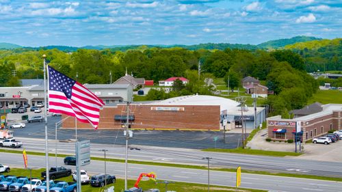 1084 S Highway 27, Somerset, KY, 42501-3520 | Card Image