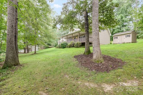 163 Terrace Field Trl, Flat Rock, NC, 28731-5673 | Card Image