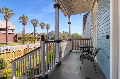 1911 Sealy Street, House other with 4 bedrooms, 4 bathrooms and null parking in Galveston TX | Image 2