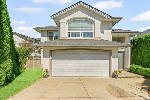 4493 208a St, Langley, BC, V3A7R4 | Card Image