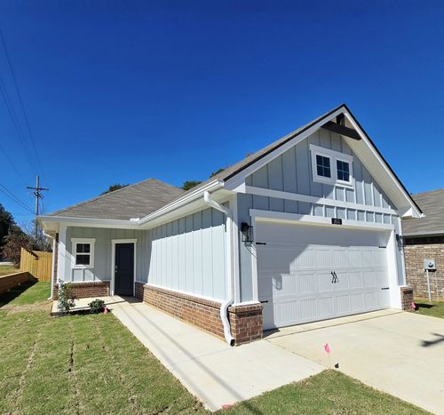 1601 Everwood Ct, Longview, TX, 75605-3363 | Card Image