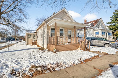 4324 8th Ave, Kenosha, WI, 53140-5738 | Card Image