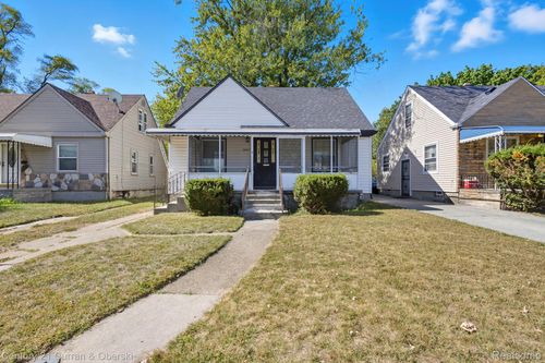 19977 Santa Barbara Dr, Detroit, MI, 48221-1228 | Card Image