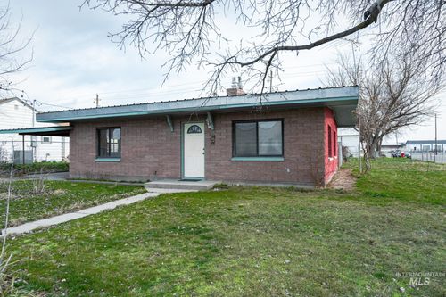 510 Nw 1st St, Ontario, OR, 97914-1702 | Card Image