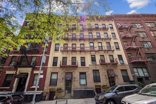 apt-3c-246 90th St, New York, NY, 10128-3588 | Card Image