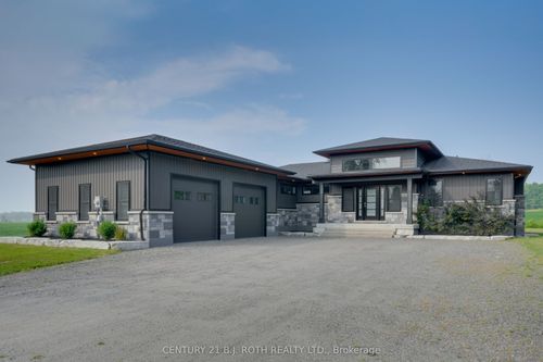 3510 Brennan Line, Severn, ON, L3V0W3 | Card Image