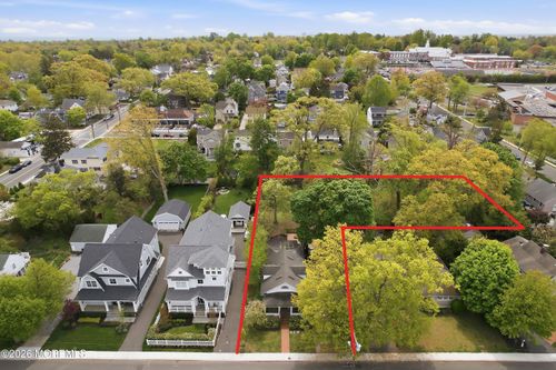 11 Bruce Place, Rumson, NJ, 07760 | Card Image