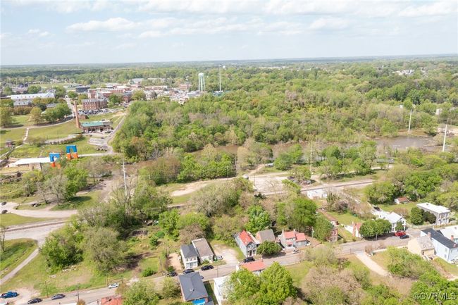 615 Grove Ave, House other with 3 bedrooms, 1 bathrooms and null parking in Petersburg VA | Image 47