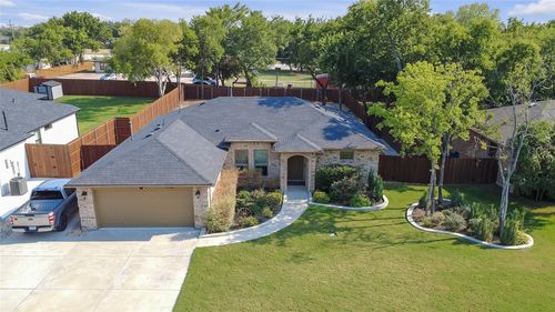 5736 Bonnie Dr, Watauga, TX, 76148-2601 | Card Image