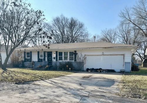 545 S Forest Ct, Springfield, MO, 65806-1426 | Card Image