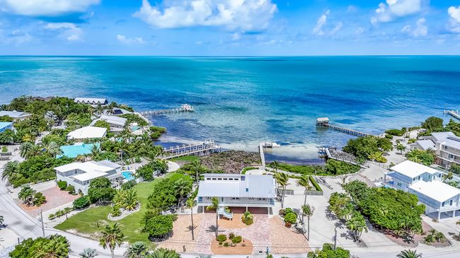 Ocean front beach house with pool (2 of | Image 72