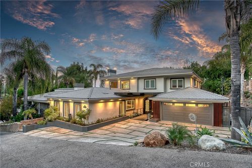 4760 Corbin Ave, Tarzana, CA, 91356 | Card Image