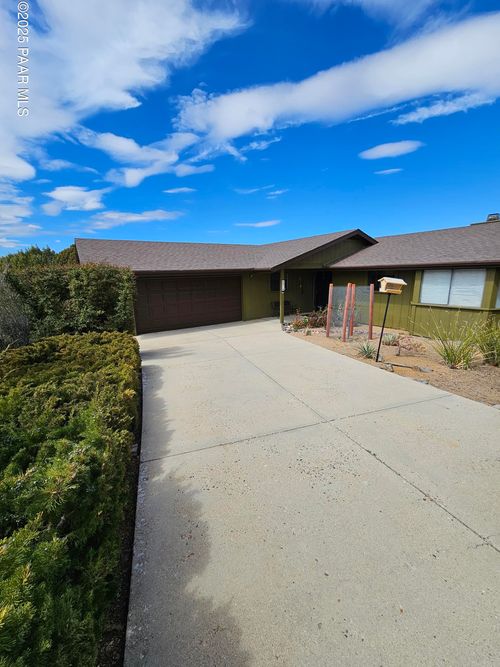 314 Buckingham Pl, Prescott, AZ, 86303-5835 | Card Image