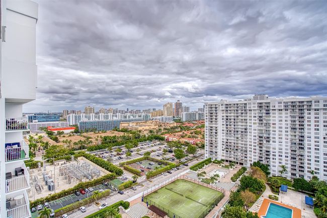 2014W - 2801 Ne 183rd St, Condo with 2 bedrooms, 2 bathrooms and null parking in Aventura FL | Image 15