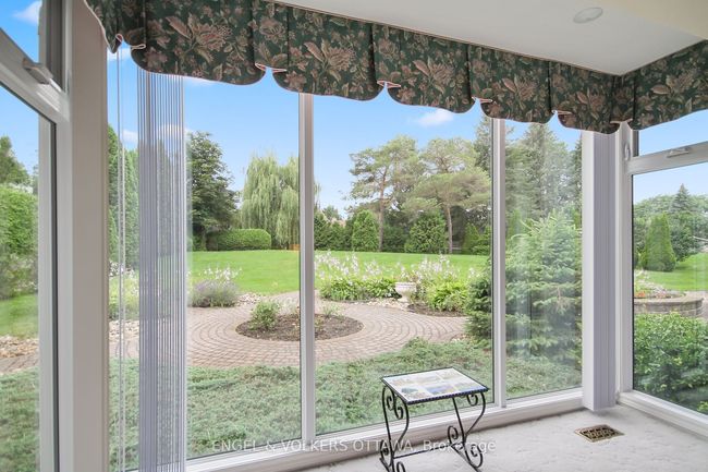 5544 S Island Park Dr, House other with 3 bedrooms, 5 bathrooms and 6 parking in Manotick ON | Image 11