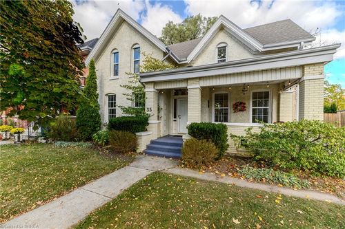 35 Egerton St, Brantford, ON, N3T4L4 | Card Image