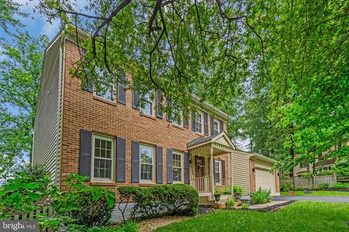 1606 Montmorency Dr, VIENNA, VA, 22182-2012 | Card Image