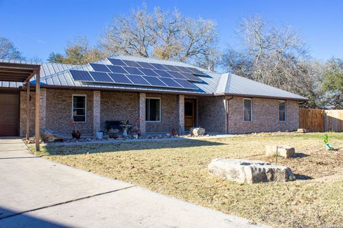 220 Eagle Nest, Pleasanton, TX, 78064-3922 | Card Image