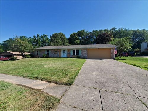 1865 Langview Dr, Fairborn, OH, 45324-4001 | Card Image