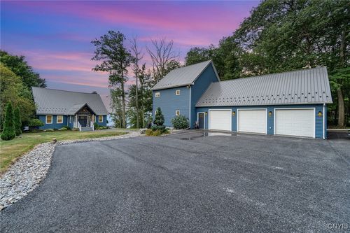 203 Drive 37, Cleveland, NY, 13042 | Card Image