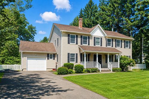 21 Mile Rd, Suffern, NY, 10901-3505 | Card Image